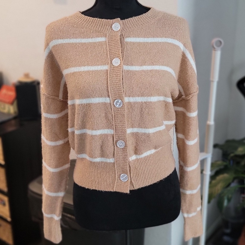 Moon & Madison Tan White Striped Button Up Cardigan Sweater Small